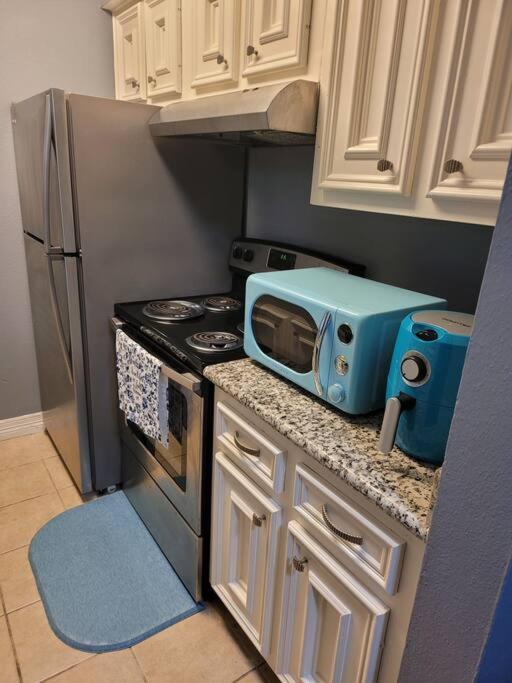 Blue Shark *E3* @ Midtown Cozy 1Br King Suite Houston Ngoại thất bức ảnh